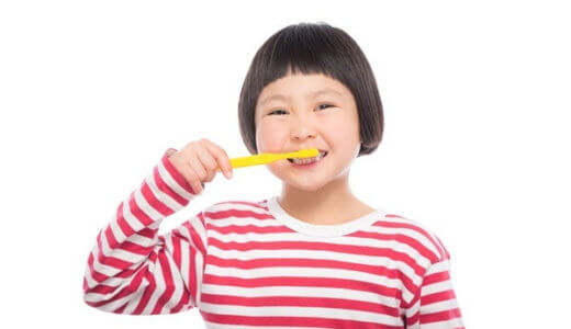 市販の子供用歯磨き粉って安全なの？口ゆすぎが出来ない子供はどうすればいい？